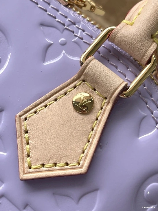 LOUIS Nano Alma-18*12*8cm VUITTON 0301